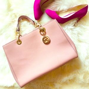 MICHAEL KORS Cynthia Bag